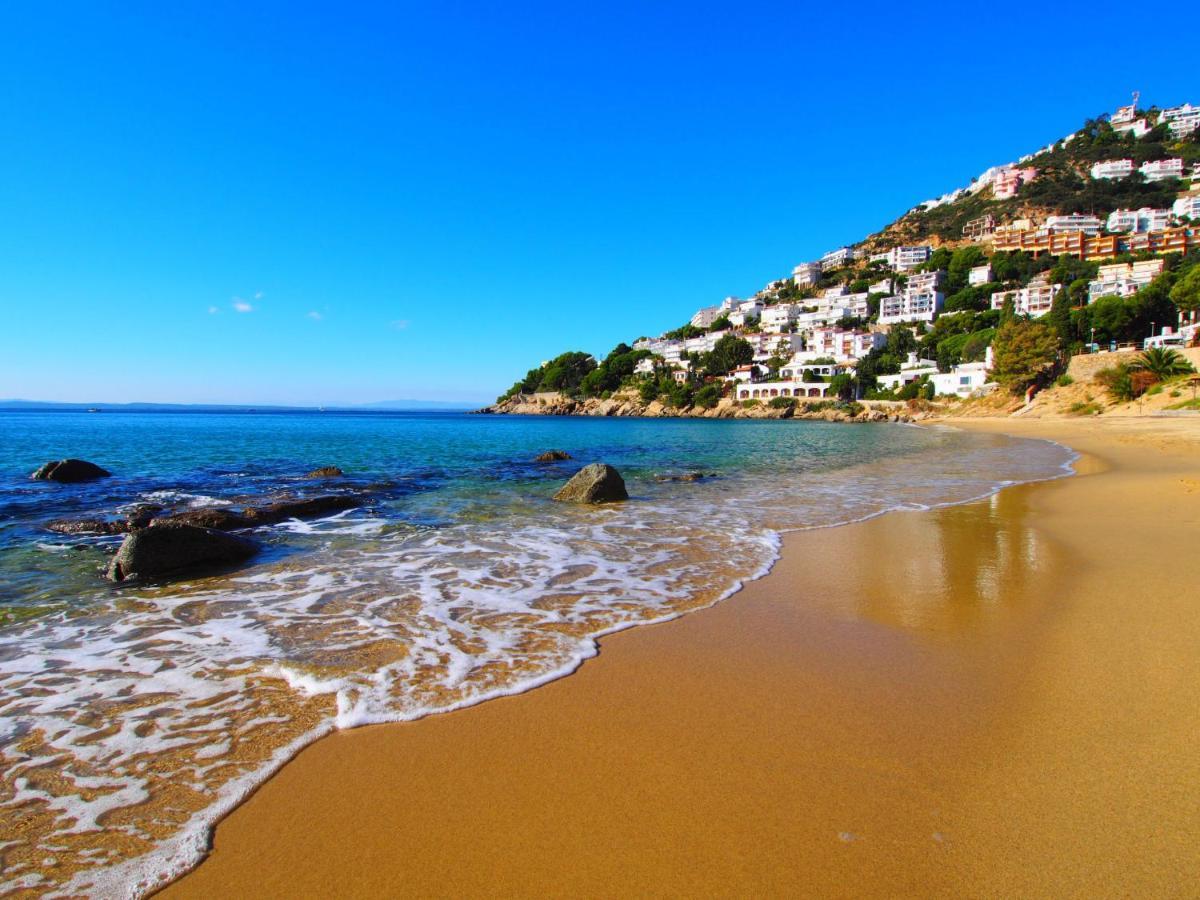 Apartment Hort De Mar By Interhome Roses Esterno foto